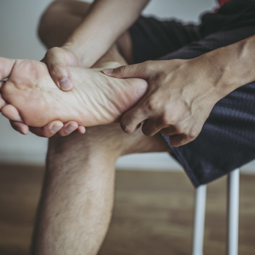 physical-therapy-clinic-plantar-fasciitis-shanti-pt-edison-east-windsor-nj-1